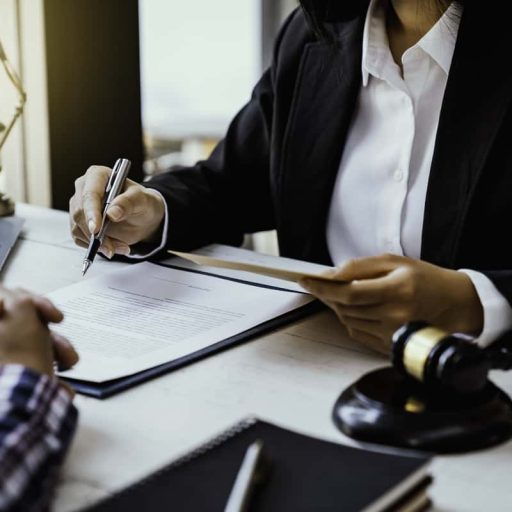 lawyers-give-advice-about-judgment-agreements-co-2023-06-20-11-48-28-utc (1)